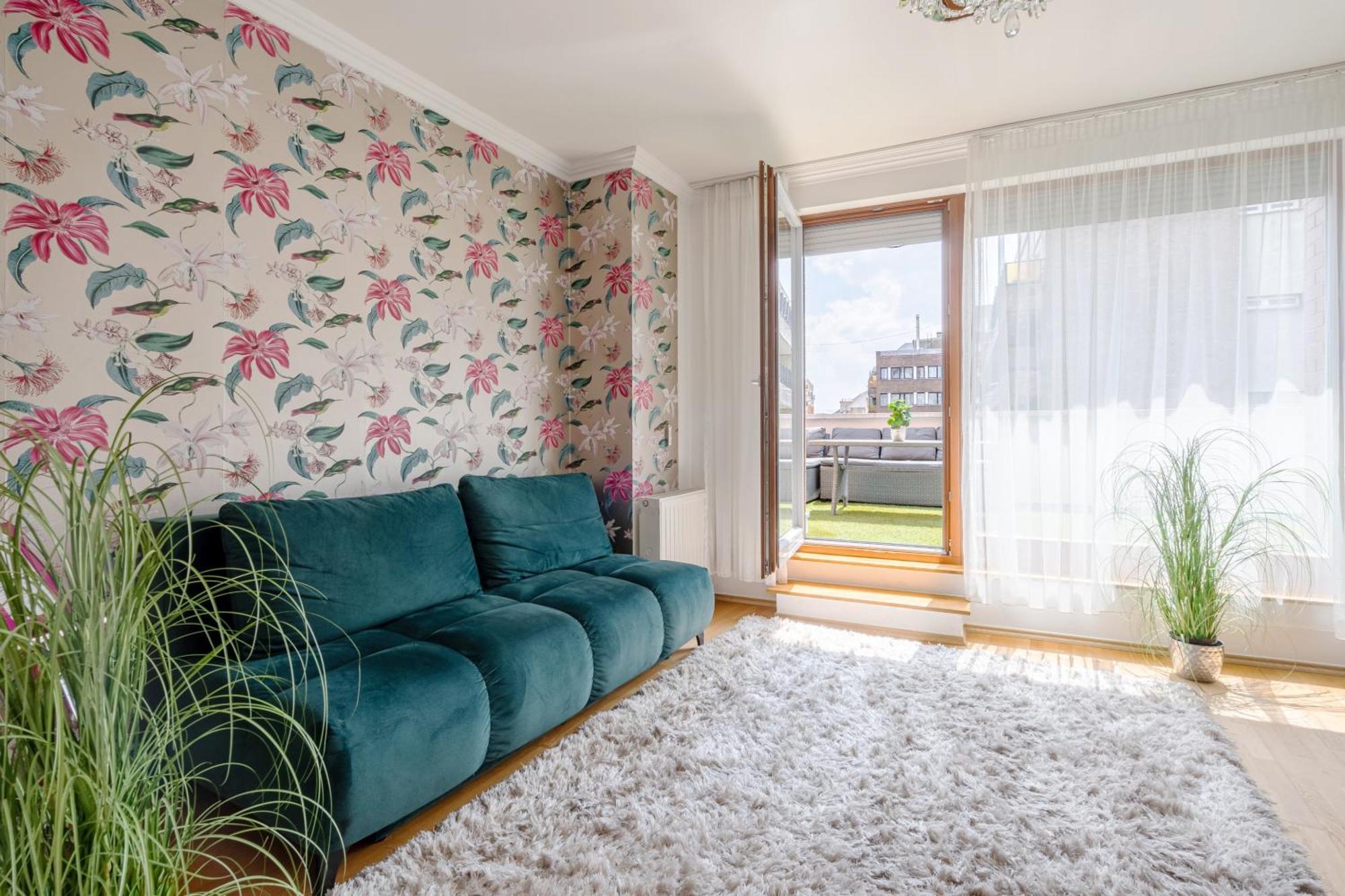 Penthouse Three Bedrooms, Three Balconies Apartment With Free Parking In Kiraly Street Budapeste Exterior foto